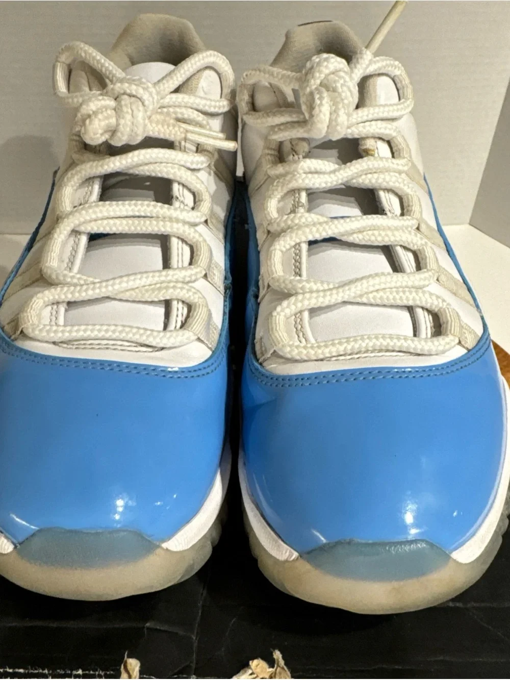 Jordan 11 Retro Low UNC 2017  (528895-106) Men’s Size 8